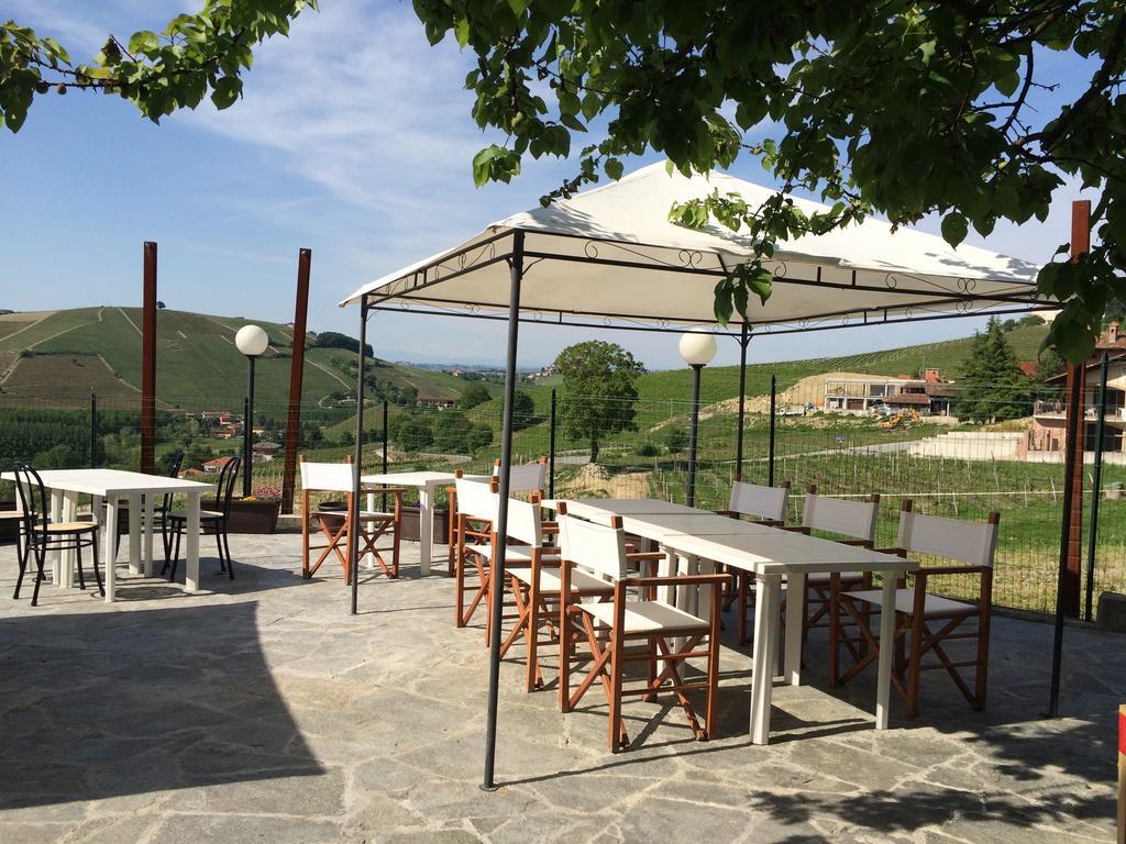 Bed and Breakfast La Terrazza Del Barbaresco Neviglie Екстер'єр фото