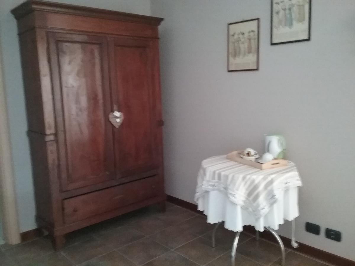 Bed and Breakfast La Terrazza Del Barbaresco Neviglie Екстер'єр фото