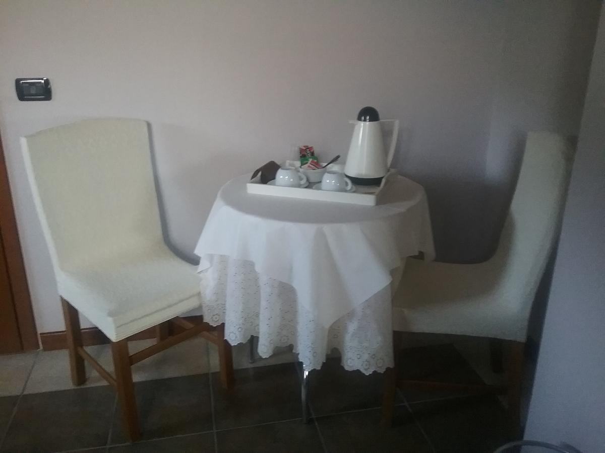 Bed and Breakfast La Terrazza Del Barbaresco Neviglie Екстер'єр фото