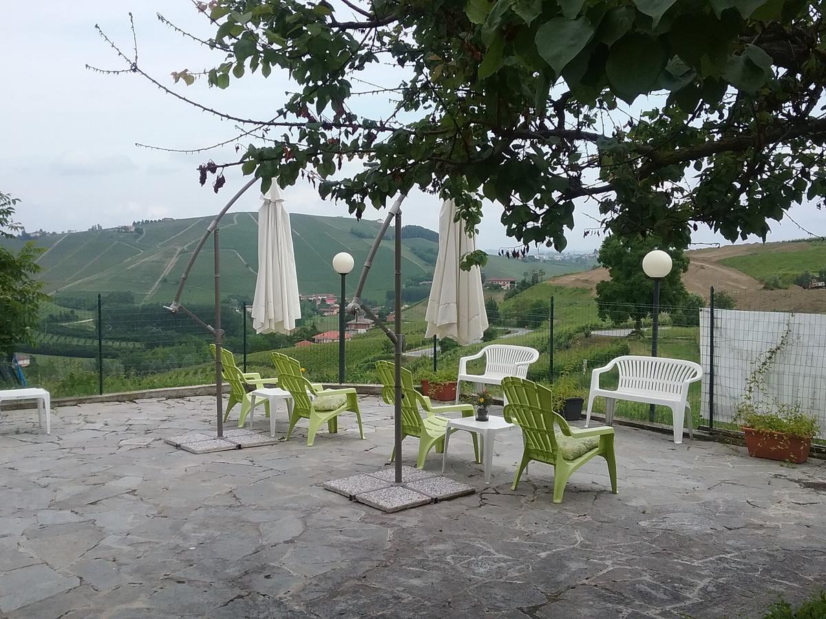 Bed and Breakfast La Terrazza Del Barbaresco Neviglie Екстер'єр фото